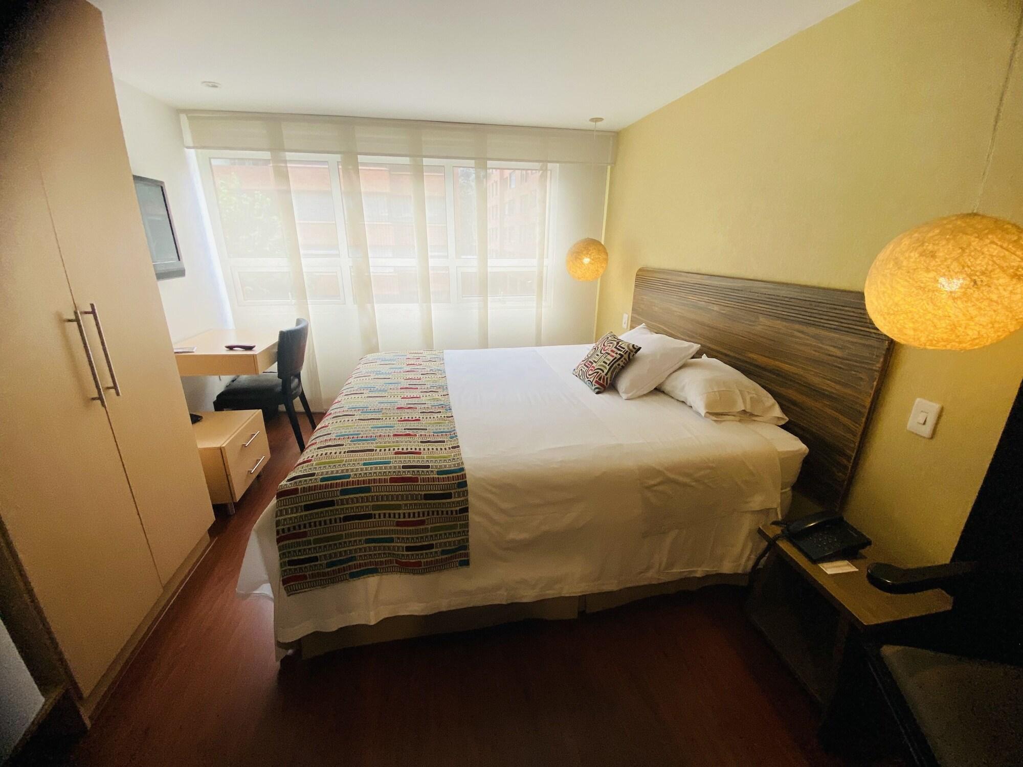 Hotel Retiro 84 By Mij Bogota Luaran gambar