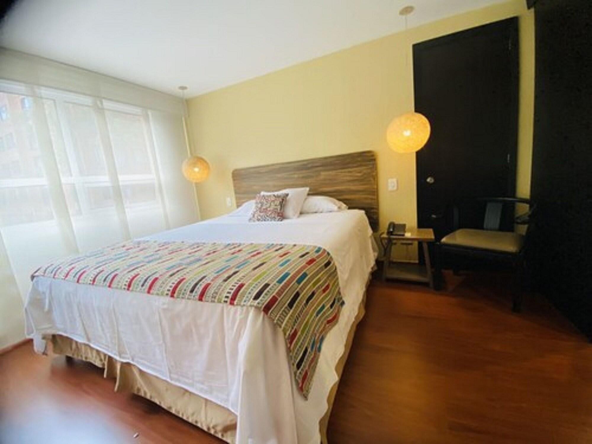Hotel Retiro 84 By Mij Bogota Luaran gambar